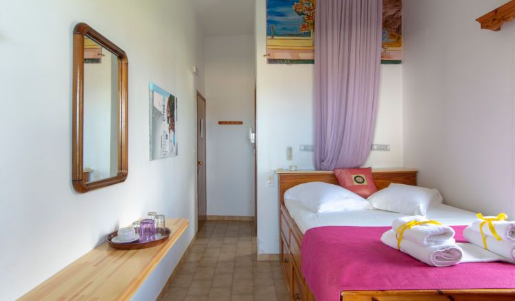 Amorgos hotel rooms